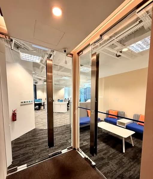 Plus, 20 Cecil Street, 2,217 sqft, Office For Rent, by Jeremy Low, 500181680 - Lobby - CommercialGuru.com.sg