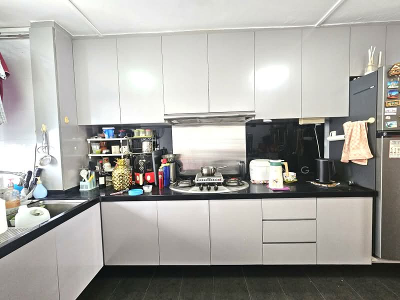 106 Aljunied Crescent, 106 Aljunied Crescent, 2 Bedrooms, 721 sqft, HDB Flat For Sale, by 龙姿绮 Rose Ling, 500181683 - Kitchen - PropertyGuru.com.sg