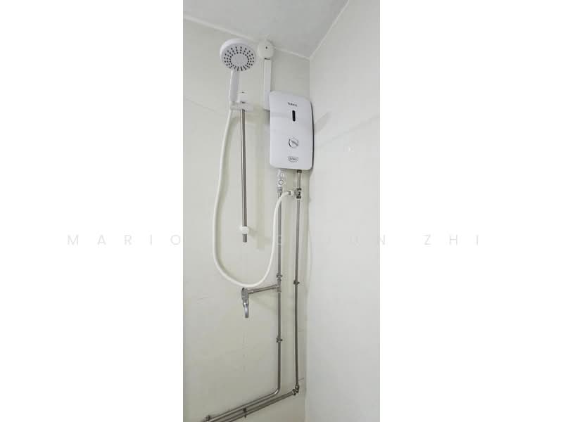 International Plaza, 10 Anson Road, Room Rental, 150 sqft, Apartment For Rent, by Mario Ong Jun Zhi, 500181707 - Bathroom - PropertyGuru.com.sg