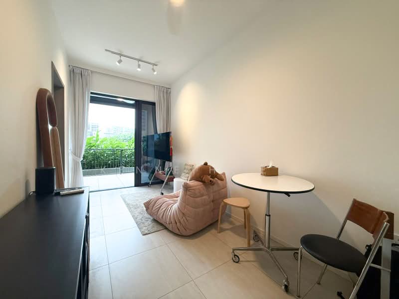 The Woodleigh Residences, Bidadari Park Drive, 2 Bedrooms, 592 sqft, Apartment For Sale, by Kenneth Yeo, 500181710 - Living Room - PropertyGuru.com.sg