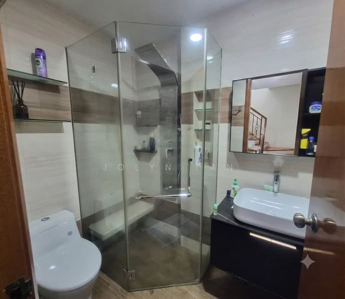 Horizon Gardens, Ang Mo Kio Avenue 2, 6 Bedrooms, 2,991 sqft, Cluster House For Rent, by Jolyn Tan, 500181718 - Bathroom - PropertyGuru.com.sg
