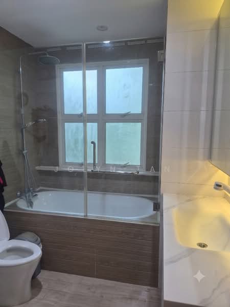 Horizon Gardens, Ang Mo Kio Avenue 2, 6 Bedrooms, 2,991 sqft, Cluster House For Rent, by Jolyn Tan, 500181718 - Bathroom - PropertyGuru.com.sg