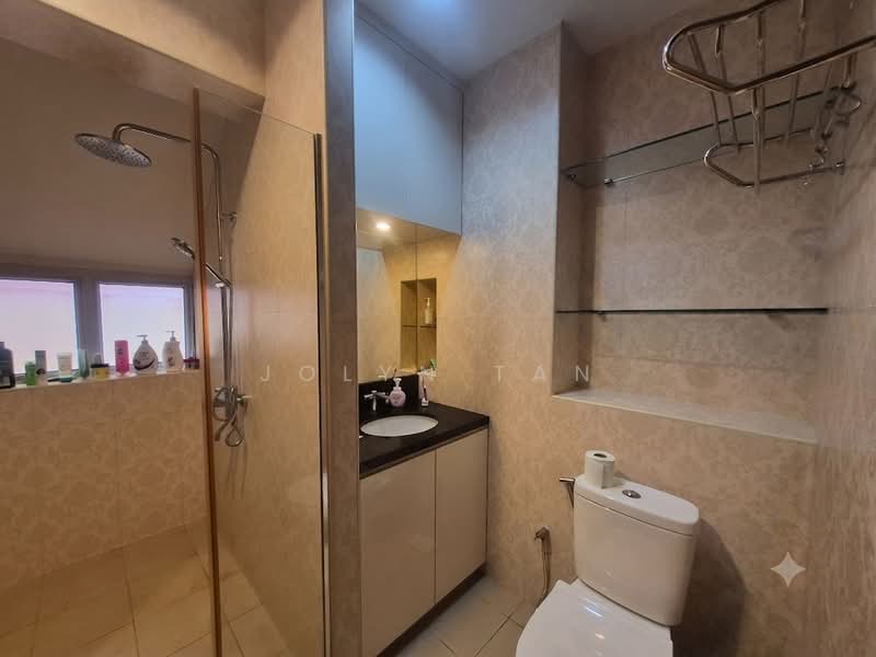 Horizon Gardens, Ang Mo Kio Avenue 2, 6 Bedrooms, 2,991 sqft, Cluster House For Rent, by Jolyn Tan, 500181718 - Bathroom - PropertyGuru.com.sg