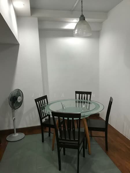 International Plaza, 10 Anson Road, Room Rental, 170 sqft, Apartment For Rent, by Juita Tan, 500181725 - Living Hall - PropertyGuru.com.sg