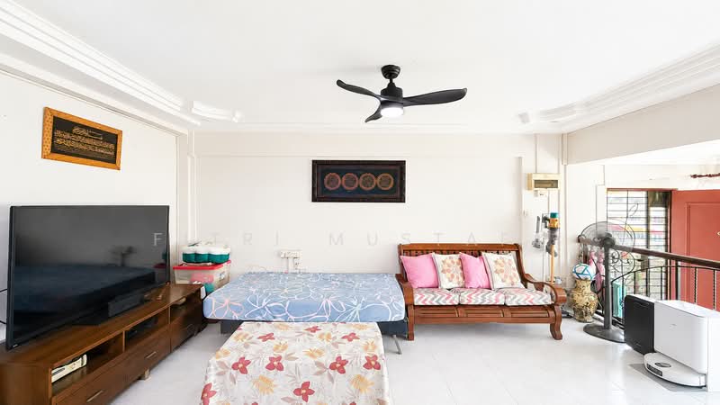 403 Pandan Gardens, 403 Pandan Gardens, 3 Bedrooms, 1,388 sqft, HDB Flat For Sale, by Fitri Mustafa, 500181737 - Living Room - PropertyGuru.com.sg