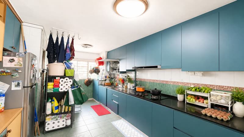 403 Pandan Gardens, 403 Pandan Gardens, 3 Bedrooms, 1,388 sqft, HDB Flat For Sale, by Fitri Mustafa, 500181737 - Kitchen - PropertyGuru.com.sg