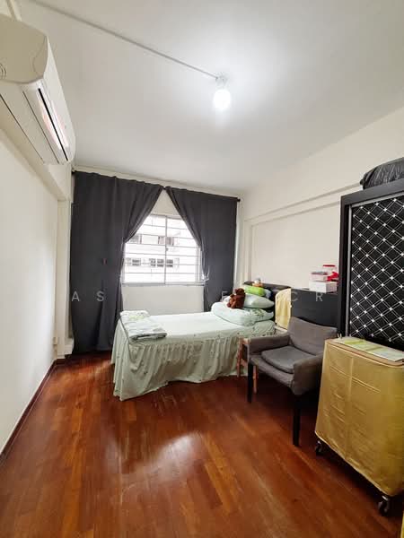 324 Yishun Central, 324 Yishun Central, 4 Bedrooms, 1,528 sqft, HDB Flat For Sale, by Asyraaf TCR, 500181739 - Bedroom - PropertyGuru.com.sg