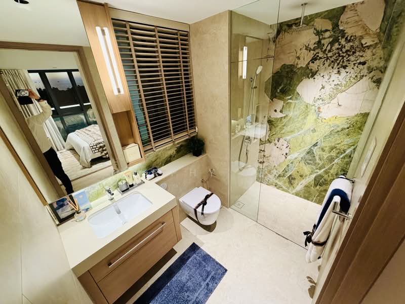 Vela Bay, 1 Bayshore Walk, 4 Bedrooms, 1,173 sqft, Condominium For Sale, by Murphy Lee, 500181743 - Bathroom - PropertyGuru.com.sg