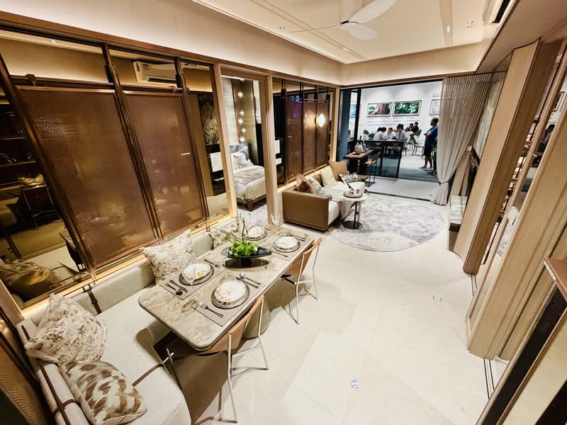 Vela Bay, 1 Bayshore Walk, 4 Bedrooms, 1,173 sqft, Condominium For Sale, by Murphy Lee, 500181743 - Living Room - PropertyGuru.com.sg