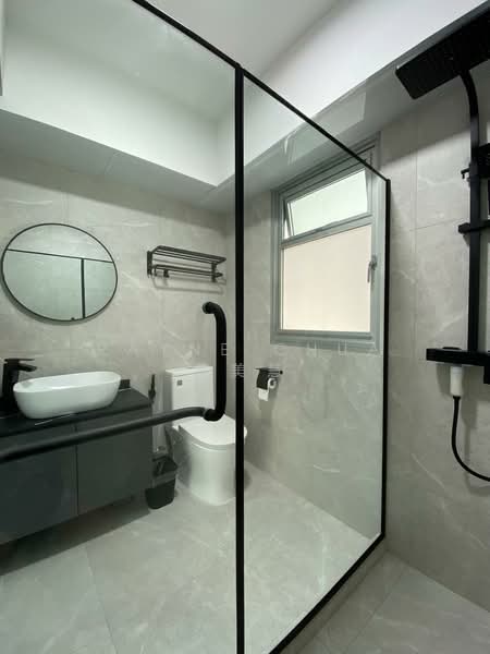 126A Canberra Street, 126A Canberra Street, 3 Bedrooms, 1,249 sqft, HDB Flat For Sale, by Rayne Chua 蔡美慧, 500181749 - Bathroom - PropertyGuru.com.sg