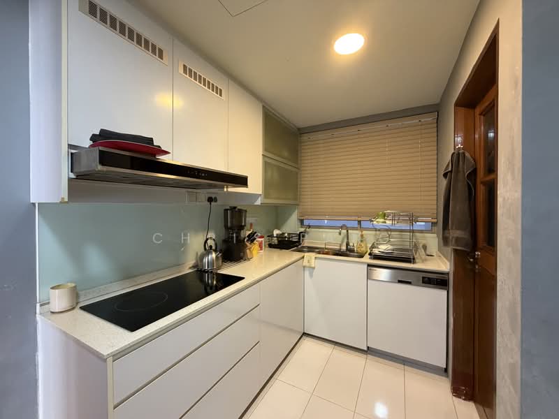 The Bayshore, 22 Bayshore Road, 3 Bedrooms, 1,228 sqft, Condominium For Sale, by Chris Pang, 500181753 - Kitchen - PropertyGuru.com.sg