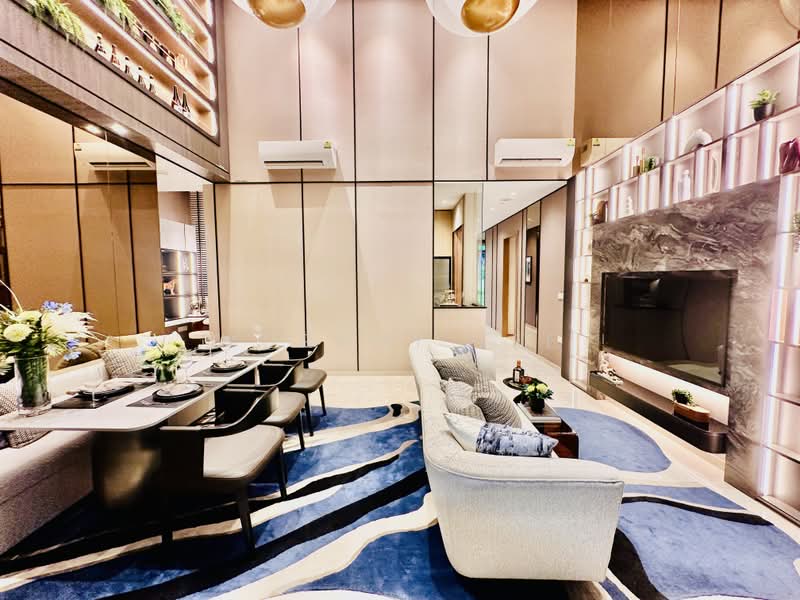 Lentoria, 32 Lentor Hills Road, 4 Bedrooms, 1,206 sqft, Condominium For Sale, by Murphy Lee, 500181761 - Living Room - PropertyGuru.com.sg