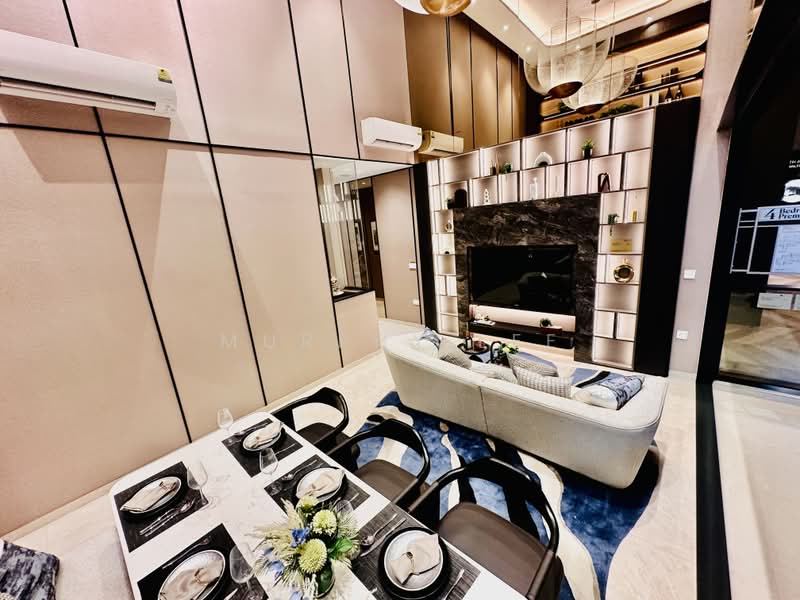 Lentoria, 32 Lentor Hills Road, 4 Bedrooms, 1,206 sqft, Condominium For Sale, by Murphy Lee, 500181761 - Living Room - PropertyGuru.com.sg