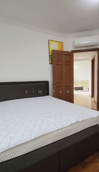 The Springbloom, 139 Serangoon Avenue 3, 2 Bedrooms, 1,130 sqft, Condominium For Sale, by Kim Tan, 500181770 - Master bedroom  - PropertyGuru.com.sg
