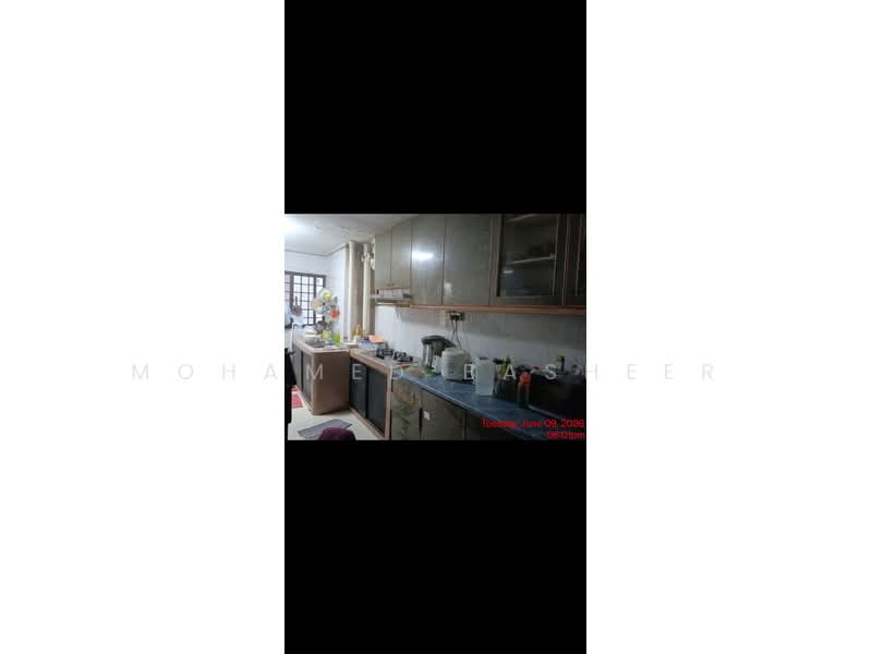 729 Clementi West Street 2, 729 Clementi West Street 2, 2 Bedrooms, 732 sqft, HDB Flat For Sale, by Mohamed Basheer, 500181774 - Kitchen - PropertyGuru.com.sg