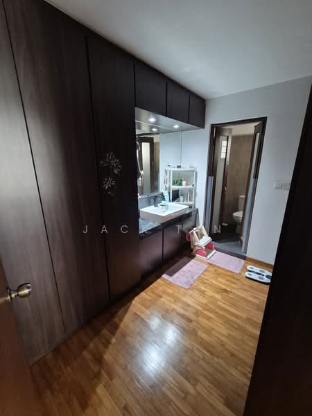 75A Redhill Road, 75A Redhill Road, 3 Bedrooms, 1,238 sqft, HDB Flat For Sale, by Jack Tan, 500181782 - Bathroom - PropertyGuru.com.sg