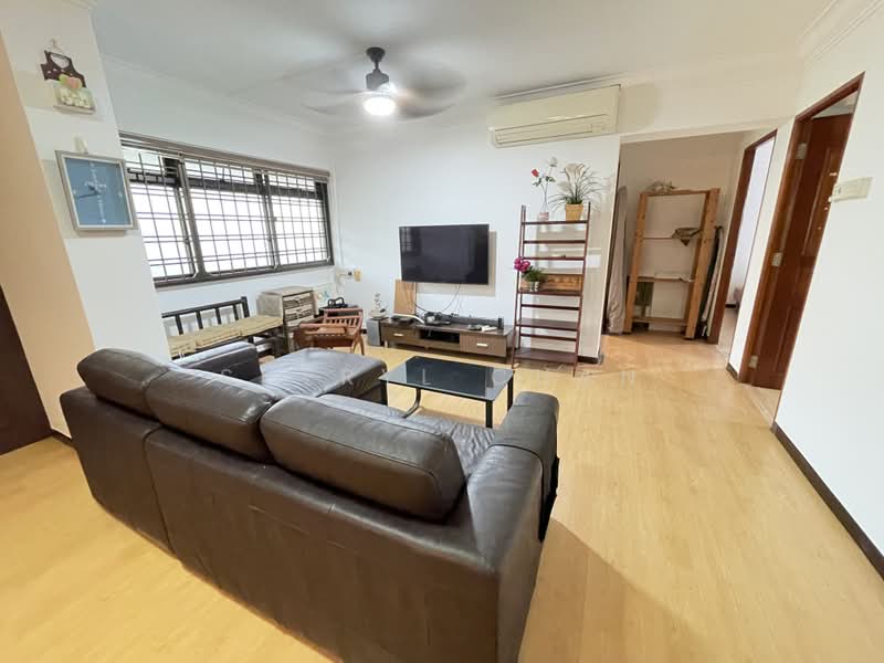 162 Jalan Teck Whye, 162 Jalan Teck Whye, 3 Bedrooms, 1,087 sqft, HDB Flat For Rent, by Sheryl Chan, 500181784 - Living Room - PropertyGuru.com.sg