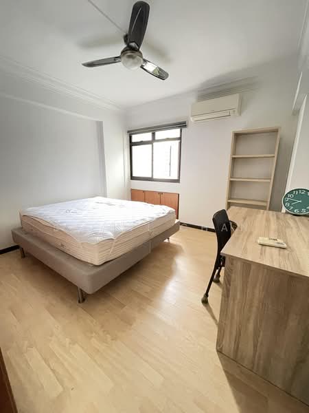 162 Jalan Teck Whye, 162 Jalan Teck Whye, 3 Bedrooms, 1,087 sqft, HDB Flat For Rent, by Sheryl Chan, 500181784 - Bedroom - PropertyGuru.com.sg