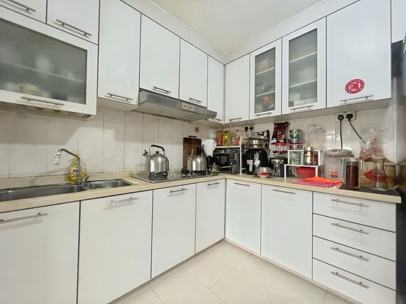 647 Woodlands Ring Road, 647 Woodlands Ring Road, 4 Bedrooms, 1,539 sqft, HDB Flat For Sale, by Gerald Lim, 500181794 - Kitchen - PropertyGuru.com.sg