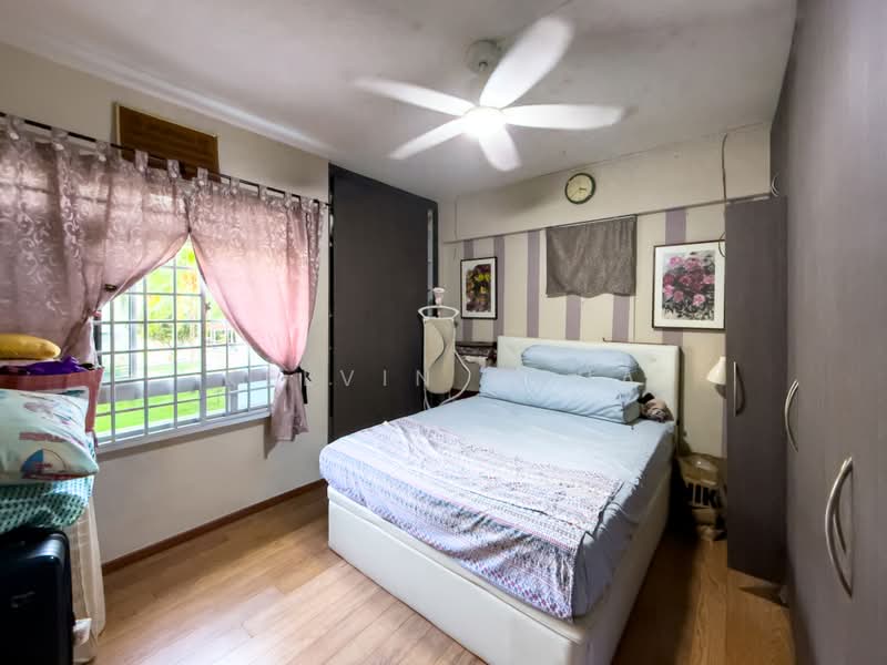 241 Pasir Ris Street 21, 241 Pasir Ris Street 21, 4 Bedrooms, 1,571 sqft, HDB Flat For Sale, by Kelvin Chua, 500181806 - Bedroom - PropertyGuru.com.sg