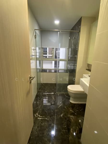 Flamingo Valley, 460 Siglap Road, 2 Bedrooms, 958 sqft, Condominium For Rent, by Clive Cheong, 500181812 - Bathroom - PropertyGuru.com.sg