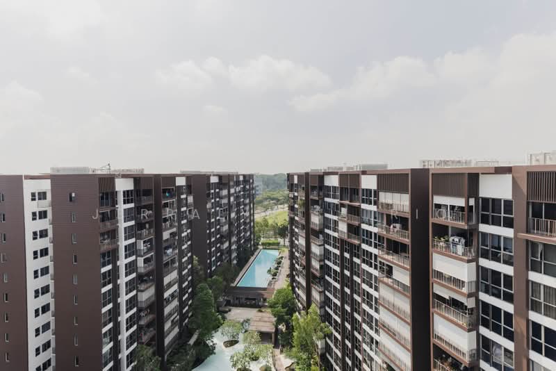 Forestville, 30 Woodlands Drive 16, 4 Bedrooms, 1,604 sqft, Executive Condominium For Sale, by Jerralyn Satrio, 500181815 - Exterior - PropertyGuru.com.sg