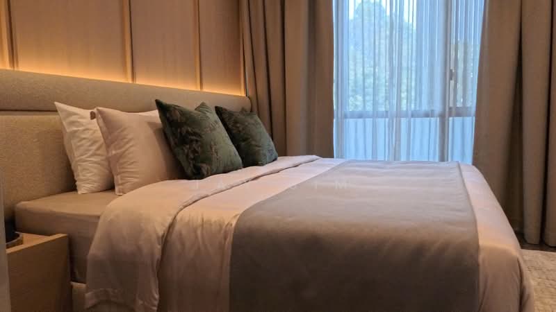 19 Nassim, 19 Nassim Hill, 1 Bedroom, 538 sqft, Condominium For Sale, by Jay Sim, 500181822 - Bedroom - PropertyGuru.com.sg