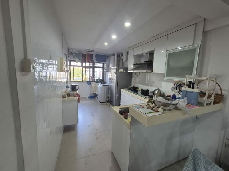 33 Teban Gardens Road, 33 Teban Gardens Road, 2 Bedrooms, 795 sqft, HDB Flat For Sale, by Jaya Ezhil, 500181823 - Kitchen - PropertyGuru.com.sg