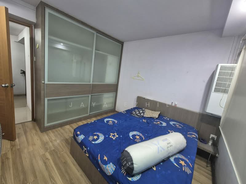 33 Teban Gardens Road, 33 Teban Gardens Road, 2 Bedrooms, 795 sqft, HDB Flat For Sale, by Jaya Ezhil, 500181823 - Bedroom - PropertyGuru.com.sg