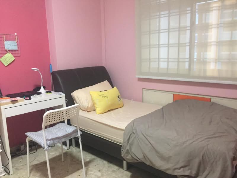 14 Lorong 7 Toa Payoh, 14 Lorong 7 Toa Payoh, Room Rental, 280 sqft, HDB Flat For Rent, by Rebecca Xu, 500181832 - Bedroom - PropertyGuru.com.sg