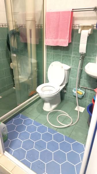 112 Edgefield Plains, 112 Edgefield Plains, Room Rental, 120 sqft, HDB Flat For Rent, by Steven Choo, 500181841 - Bathroom - PropertyGuru.com.sg