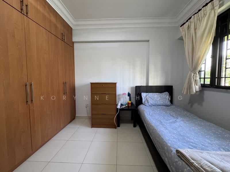 182 Bedok North Road, 182 Bedok North Road, 3 Bedrooms, 915 sqft, HDB Flat For Sale, by Korynne Chiong, 500181843 - Bedroom - PropertyGuru.com.sg