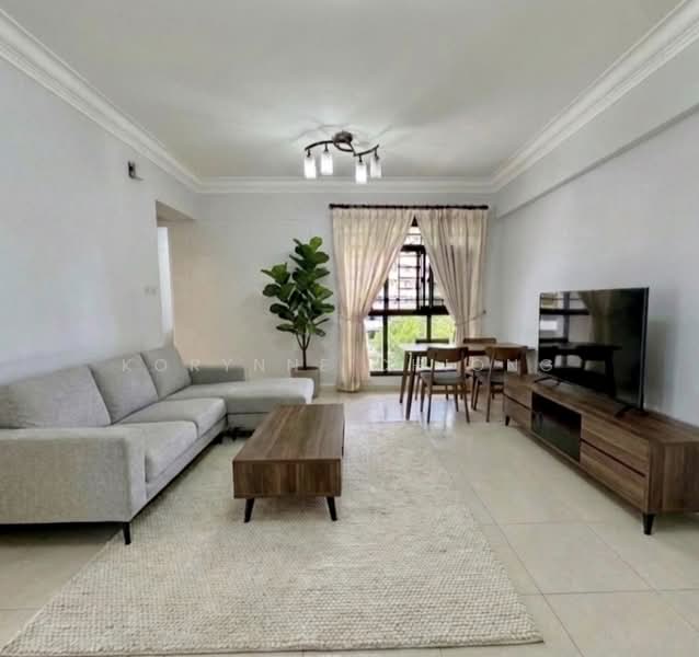 182 Bedok North Road, 182 Bedok North Road, 3 Bedrooms, 915 sqft, HDB Flat For Sale, by Korynne Chiong, 500181843 - Living Room - PropertyGuru.com.sg