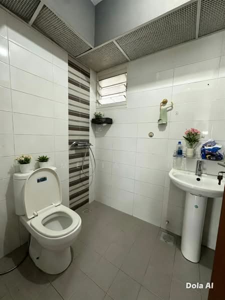 664A Punggol Drive, 664A Punggol Drive, 2 Bedrooms, 700 sqft, HDB Flat For Rent, by Amelia Koh, 500181853 - Bathroom - PropertyGuru.com.sg