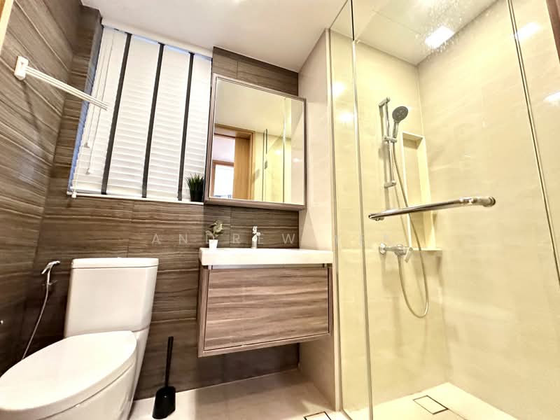 Coco Palms, 19 Pasir Ris Grove, 4 Bedrooms, 1,378 sqft, Condominium For Sale, by Andrew Yek, 500181860 - Bathroom - PropertyGuru.com.sg