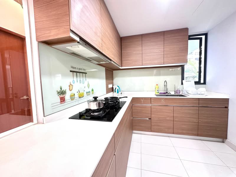 Coco Palms, 19 Pasir Ris Grove, 4 Bedrooms, 1,378 sqft, Condominium For Sale, by Andrew Yek, 500181860 - Kitchen - PropertyGuru.com.sg