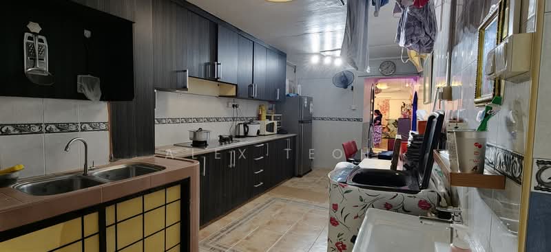32 Marsiling Drive, 32 Marsiling Drive, 3 Bedrooms, 947 sqft, HDB Flat For Sale, by Alex Teoh, 500181873 - Kitchen - PropertyGuru.com.sg
