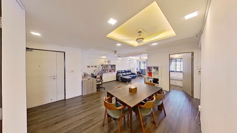 288A Jurong East Street 21, 288A Jurong East Street 21, 4 Bedrooms, 1,292 sqft, HDB Flat For Sale, by Denise Tan, 500181897 - Living Room - PropertyGuru.com.sg
