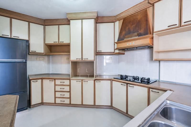 Laguna Park, 5000A Marine Parade Road, 3 Bedrooms, 1,453 sqft, Apartment For Sale, by Khai Yuen Hong, 500181898 - Kitchen - PropertyGuru.com.sg