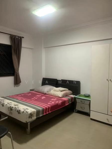 332 Jurong East Avenue 1, 332 Jurong East Avenue 1, Room Rental, 200 sqft, HDB Flat For Rent, by Vera Wang, 500181900 - Bedroom - PropertyGuru.com.sg