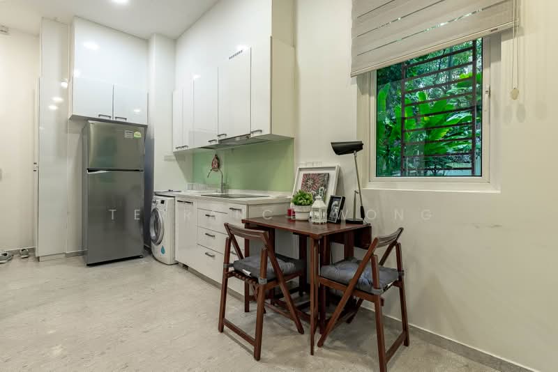 The Hillford, 172 Jalan Jurong Kechil, 1 Bedroom, 398 sqft, Condominium For Sale, by Terrance Wong, 500181906 - corner window - PropertyGuru.com.sg