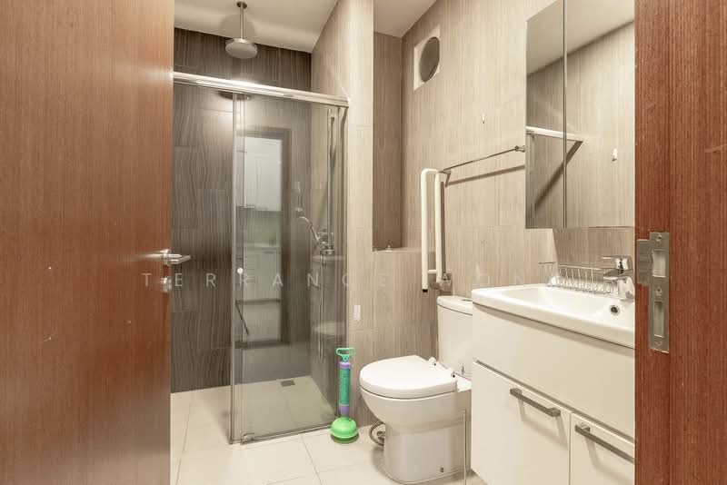 The Hillford, 172 Jalan Jurong Kechil, 1 Bedroom, 398 sqft, Condominium For Sale, by Terrance Wong, 500181906 - Bathroom - PropertyGuru.com.sg