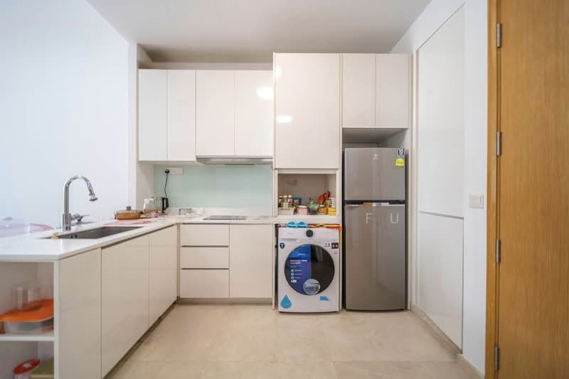 Kingsford Hillview Peak, 105 Hillview Rise, 2 Bedrooms, 603 sqft, Condominium For Sale, by Raymond Fu, 500181912 - Kitchen - PropertyGuru.com.sg