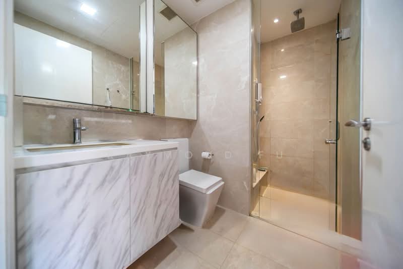 Kingsford Hillview Peak, 105 Hillview Rise, 2 Bedrooms, 603 sqft, Condominium For Sale, by Raymond Fu, 500181912 - Bathroom - PropertyGuru.com.sg