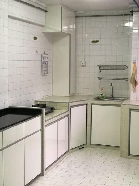 785 Yishun Avenue 2, 785 Yishun Avenue 2, 4 Bedrooms, 1,087 sqft, HDB Flat For Rent, by Eric Tay, 500181921 - Kitchen - PropertyGuru.com.sg
