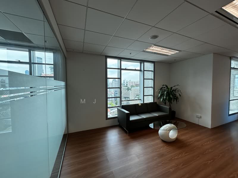 Bugis Junction Towers, 230 Victoria Street, 2,895 sqft, Office For Rent, by MJ Zhuo, 500181926 - Living Room - CommercialGuru.com.sg