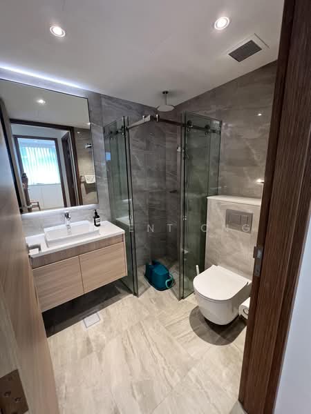 Rymden 77, 77 Lorong H Telok Kurau, 2 Bedrooms, 904 sqft, Condominium For Sale, by Vincent Ong, 500181933 - Bathroom - PropertyGuru.com.sg