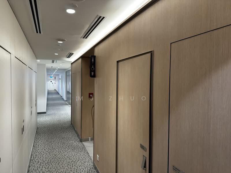 Bugis Junction Towers, 230 Victoria Street, 3,713 sqft, Office For Rent, by MJ Zhuo, 500181941 - Corridor - CommercialGuru.com.sg