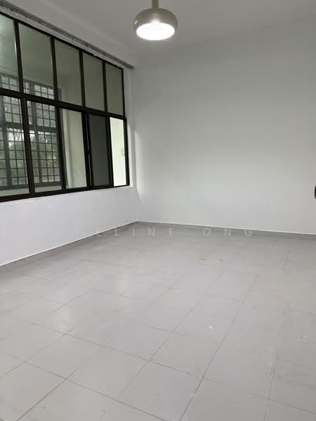 26 Tiong Bahru Road, 26 Tiong Bahru Road, 2 Bedrooms, 807 sqft, HDB Flat For Sale, by Adeline Ong, 500181944 - Interior - PropertyGuru.com.sg