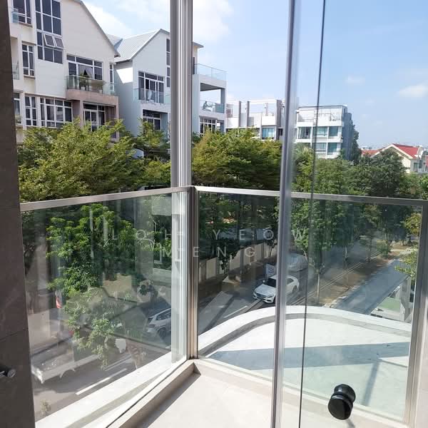 One 33 Residences, , 2 Bedrooms, 1,152 sqft, Apartment For Rent, by Loh Yeow Meng, 500181948 - Balcony - PropertyGuru.com.sg